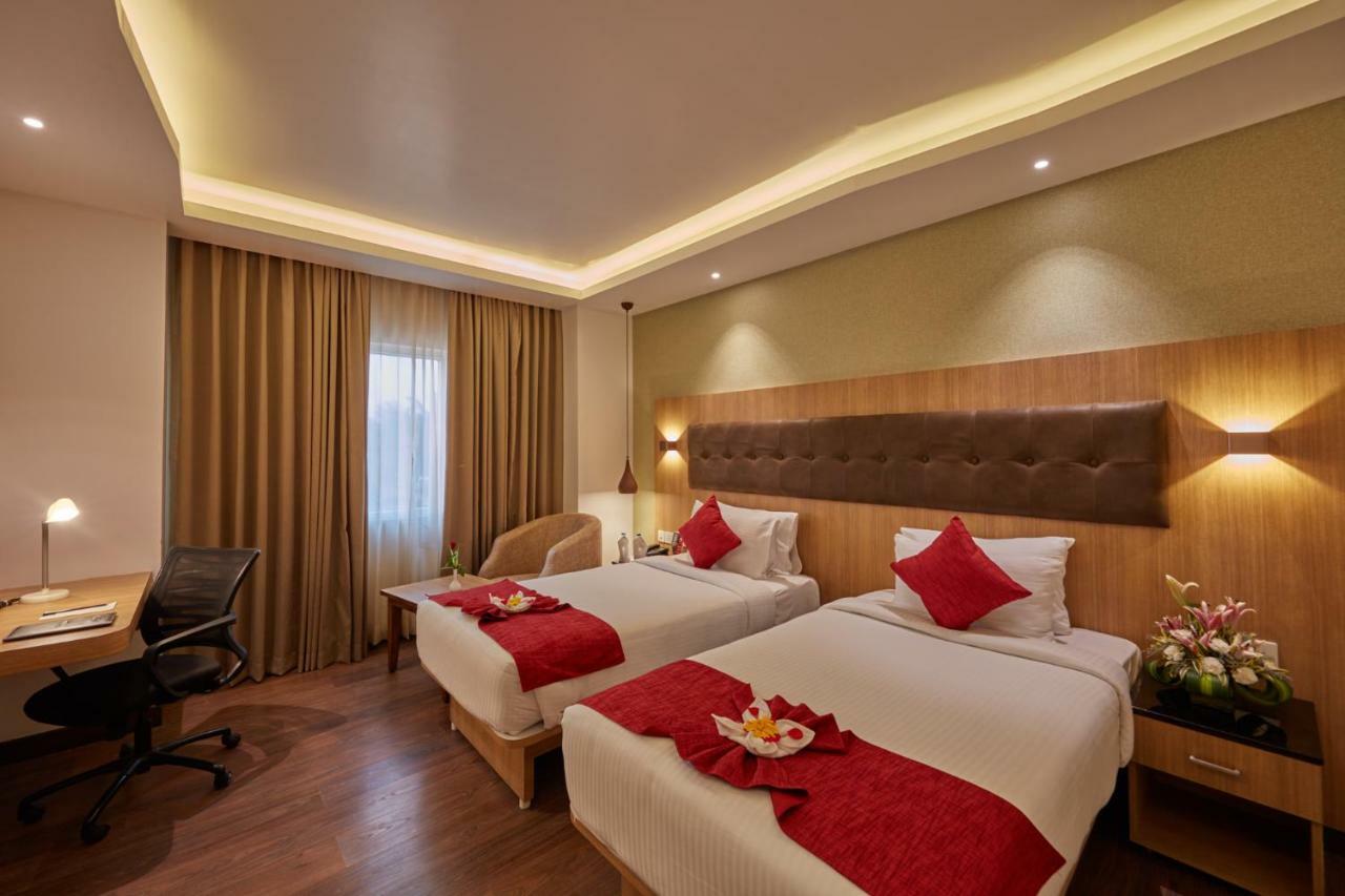 Shivas Galaxy Hotel Devanahalli Exterior photo